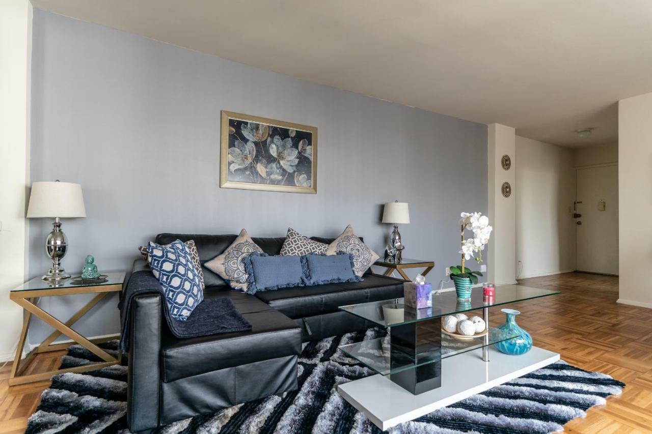 2 Bedroom Condo With A View Near The Grove Los Angeles Exterior photo